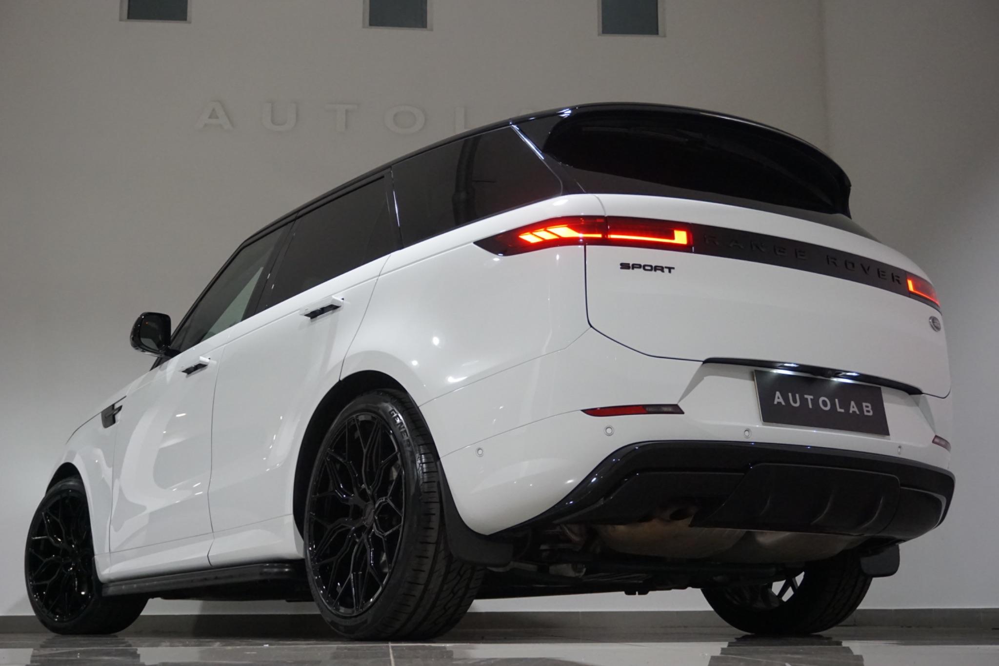 Land Rover Range Rover Sport 3.0 D300 MHEV Dynamic SE Auto 4WD Euro 6 (s/s) 5dr